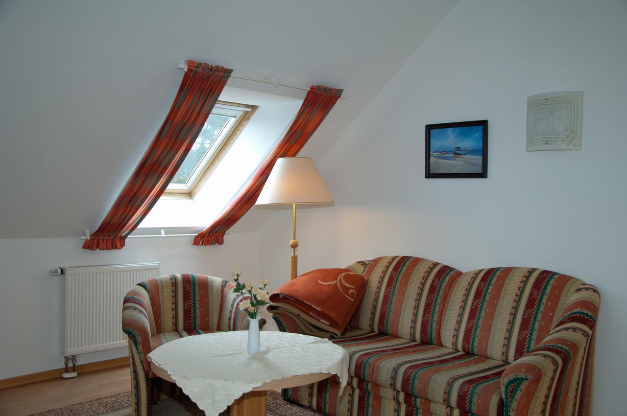 Sonnenhus - Ruegen Apartamento Sellin  Exterior foto